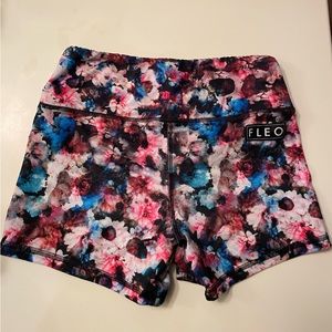 Fleo classic high rise shorts